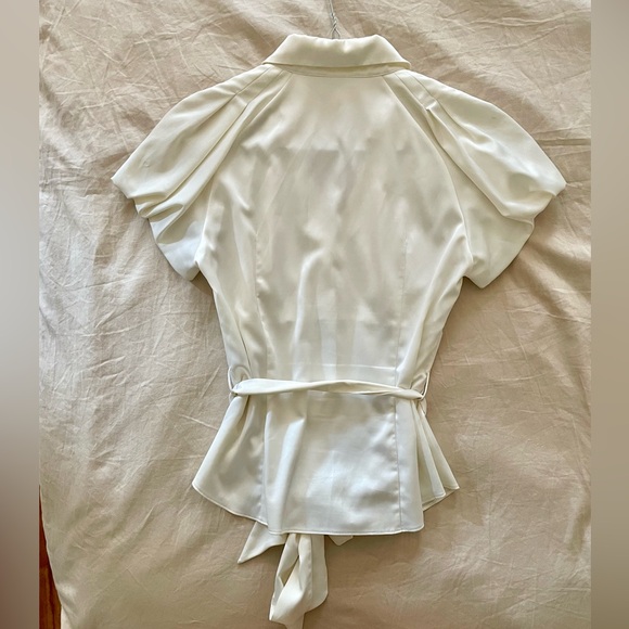 White bubble sleeves blouse size XS. - Picture 2 of 3